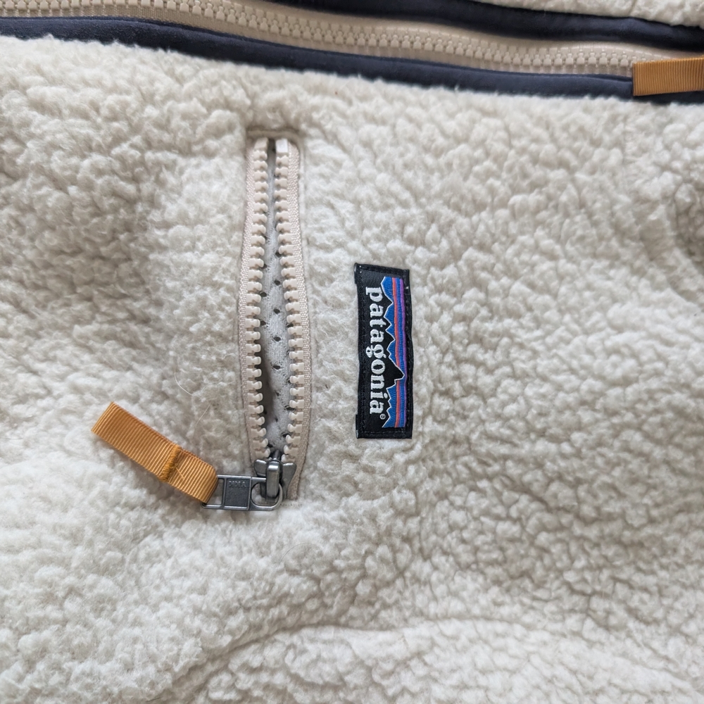 Patagonia Cream Fleece Pullover with Zipper Accents - Picture 9 of 10